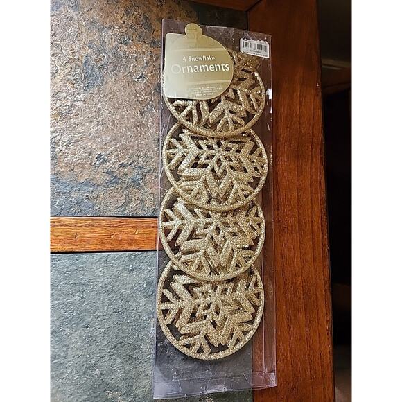 Glitter Round Snowflake Christmas Ornaments LOTS OF GLITTER Set of 4 Gold - Picture 1 of 4